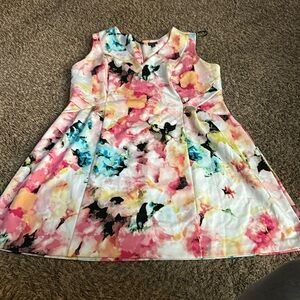 Floral v neck sleeveless dress